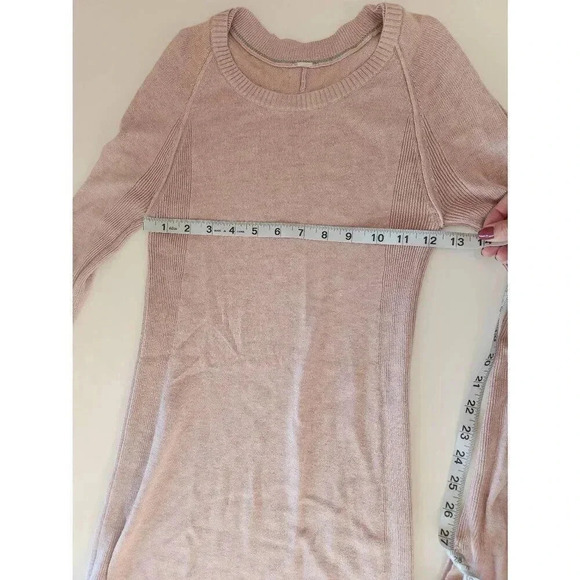 Lululemon Sunshine Coast Long Sleeve Sweater Mink Berry Pink Size 2. - Picture 4 of 5